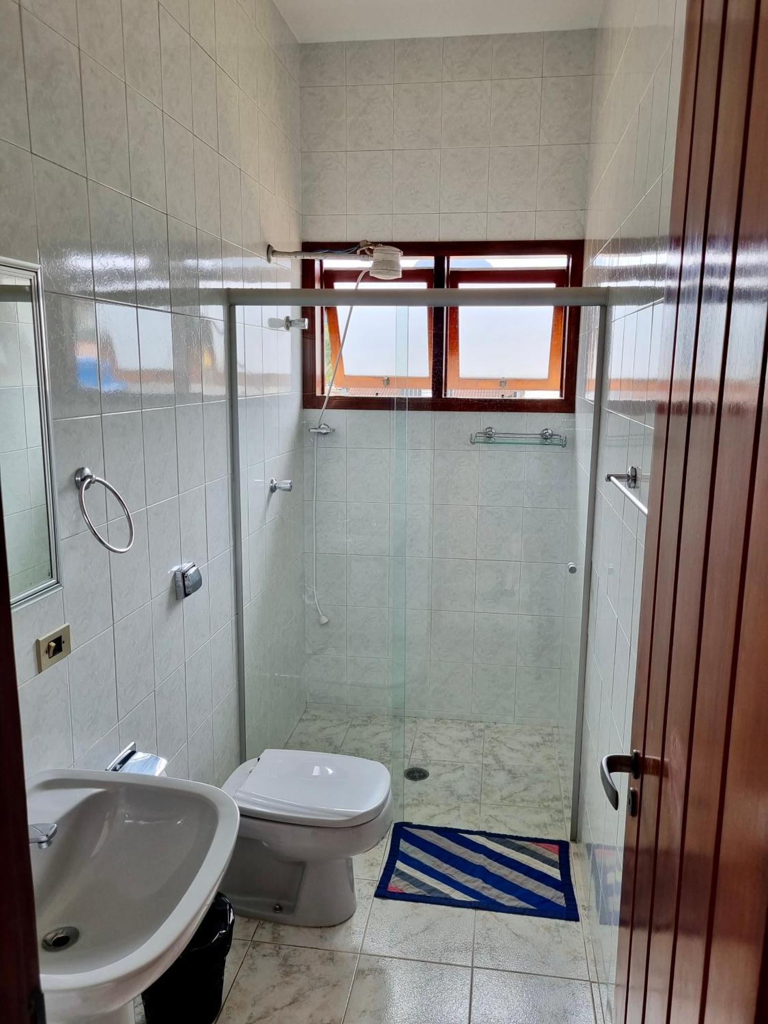Quarto Quádruplo com Varanda
